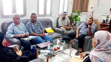 مدير عام التواهي يناقش مع مديرة التخطيط والتعاون الدولي المشاريع المنجزة والجاري تنفيذها بالمديرية