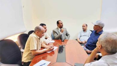 مدير عام الشؤون الاجتماعية يناقش يزور المؤسسة الخيرية لمجموعة هائل سعيد أنعم