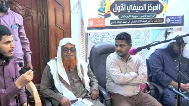 مدير عام الشيخ عثمان يتفقد المركز الصيفي بمسجد الهاشمي ويشيد بإقبال الطلاب