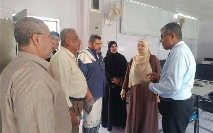 مدير عام المعلا يتفقد عددًا من مدارس المديرية ويقف على جاهزيتها واحتياجاتها قبل العام الدراسي الجديد