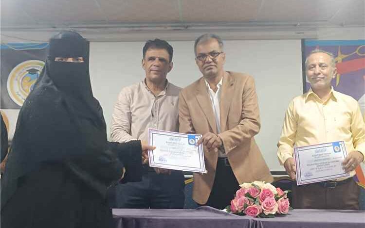 مدير عام المعلا يشارك في تكريم معلمي مدرسة التفوق ويطلع على سير العملية التعليمية