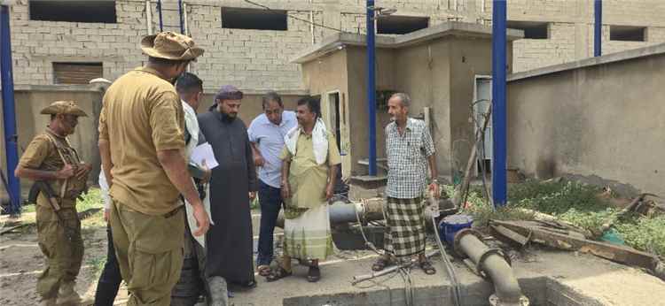 مدير عام المنصورة يتفقد محطة كابوتا ويبحث المعالجات الفنية لإنهاء أزمة طفح المجاري بشارع التسعين