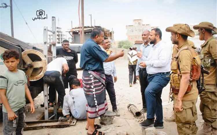 مدير عام المنصورة يتفقد مضخة كابوتا ويوجه برفع جاهزيتها وتنفيذ أعمال التصفية لمنع طفح المجاري..