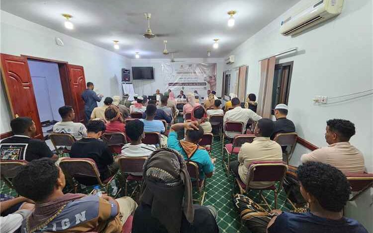 مدير عام تريم يدشن دورة تدريبية حول العناية الصحية بالإبل والوقاية من الأمراض