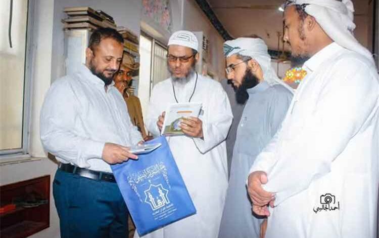 مدير عام مديرية المنصورة يزور المخيم الصيفي الأول بمسجد الرضا ويؤكد دعم الأنشطة القرآنية والتربوية..