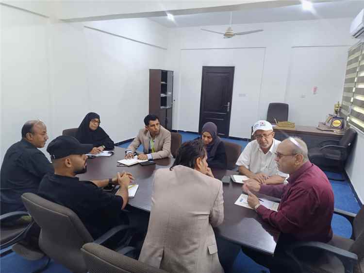 مدير عام مديرية تبن يناقش مع الإغاثة الدولية والوحدة التنفيذية آليات حصر الأسر الأشد احتياجا