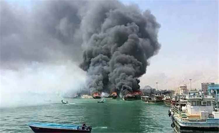 مدير ميناء المخا: الاستهداف الحوثي يتسبب بأضرار “جسيمة” في البنية التحتية ويعطل قطاعات حيوية
