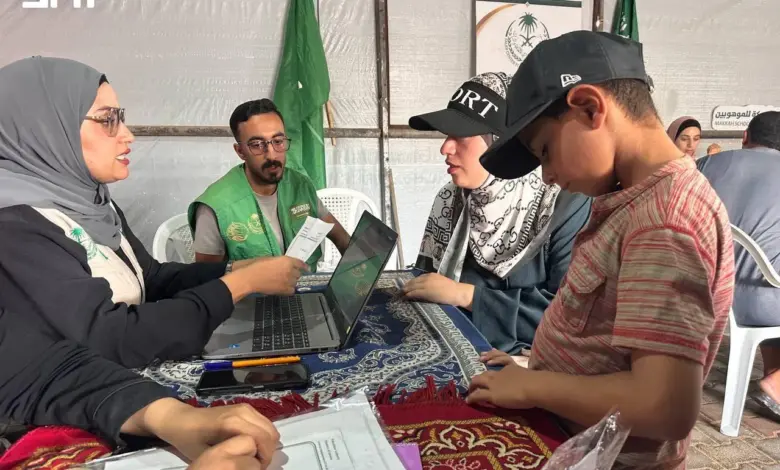 مركز الملك سلمان للإغاثة يفتح باب التسجيل في «مدرسة مكة» بجنوب غزة