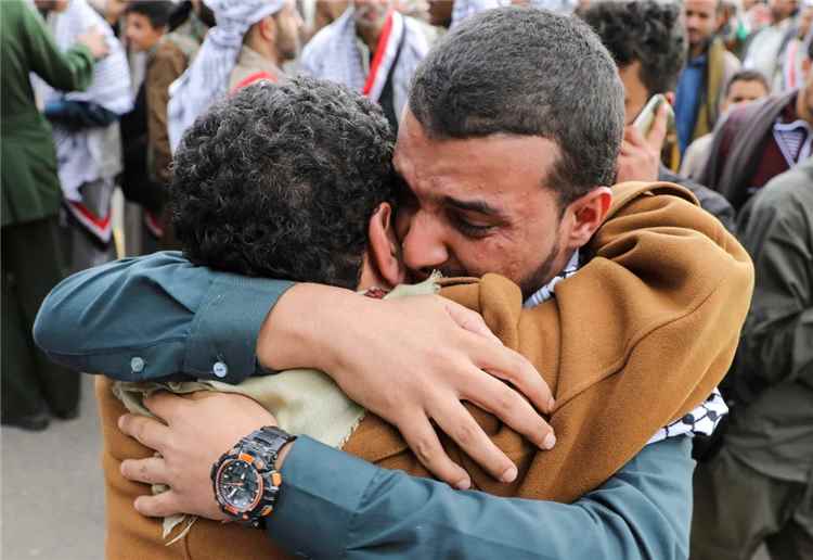 مركز حقوقي يدعو لتحرك دولي لإجبار الحوثيين على تنفيذ اتفاق الأسرى