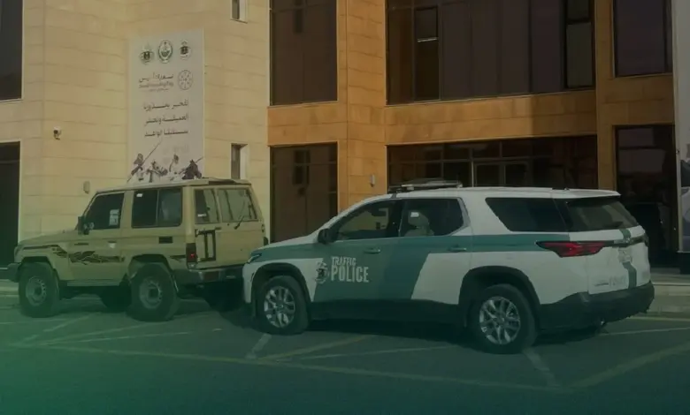 مرور القصيم يضبط قائد مركبة بلا لوحات ظهر في مقطع مرئي