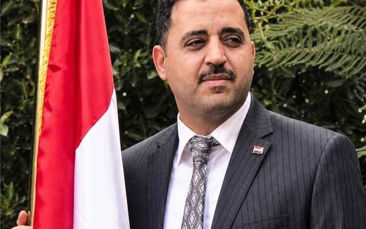مستشار بوزارة الخارجية: تحرير اليمن يبدأ بامتلاك القرار الوطني وعودة الشرعية وتحريك الجبهات نحو صنعاء