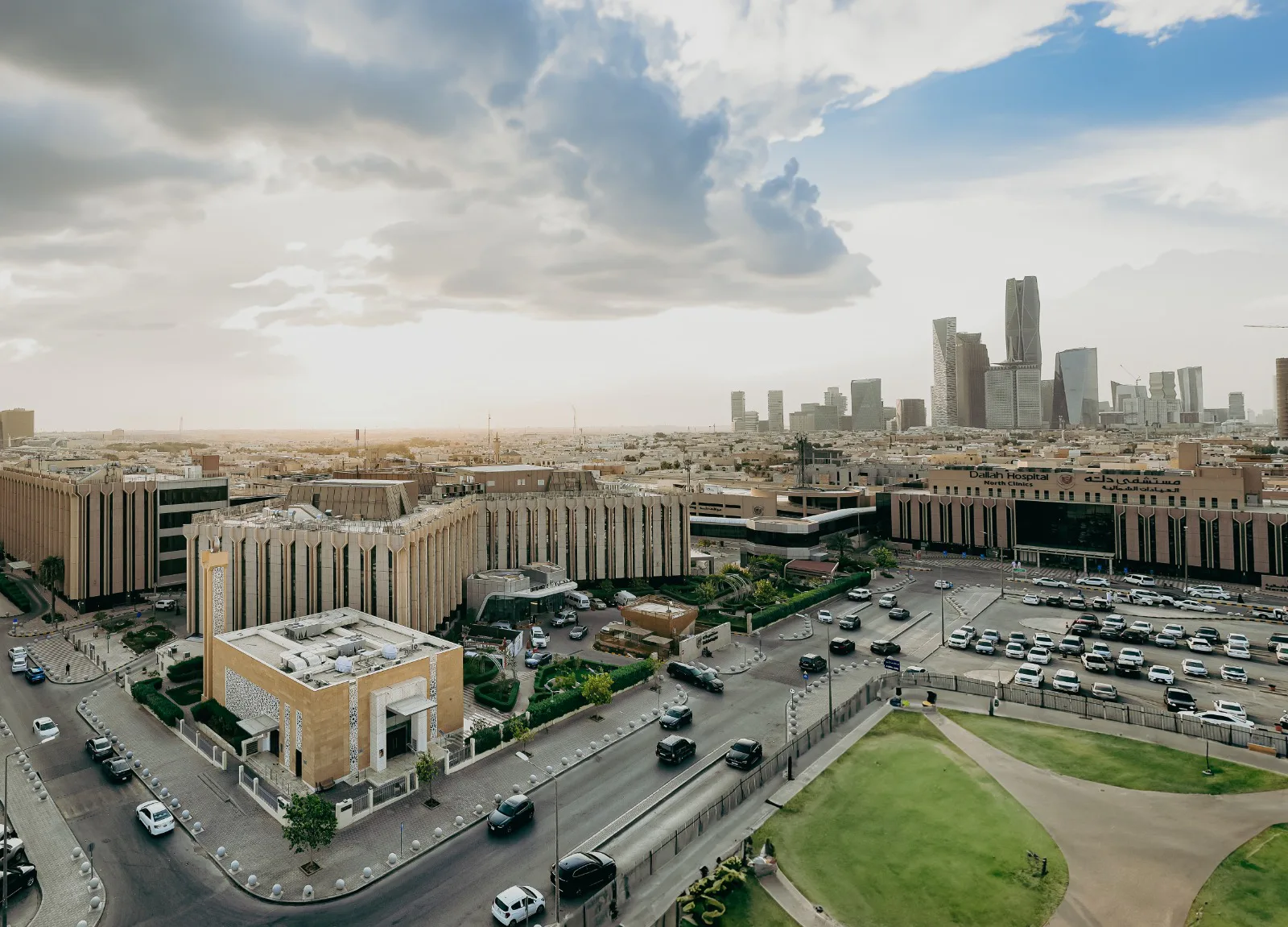 مستشفى دله النخيل يدخل التصنيف الدولي لأكثر مستشفيات العالم استدامة