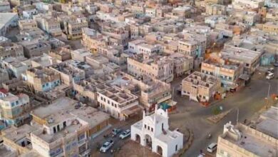 مسلحون يغتالون مواطن أمام كورنيش الشحر ويلوذون بالفرار
