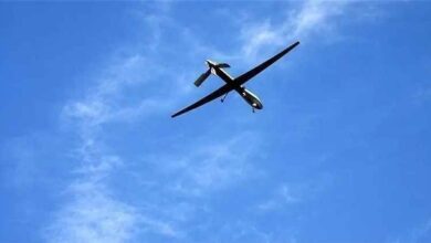 مسيّرات الجيش تستهدف مركز قيادة لجماعة الحوثي في تعز وإحباط محاولة تسلل