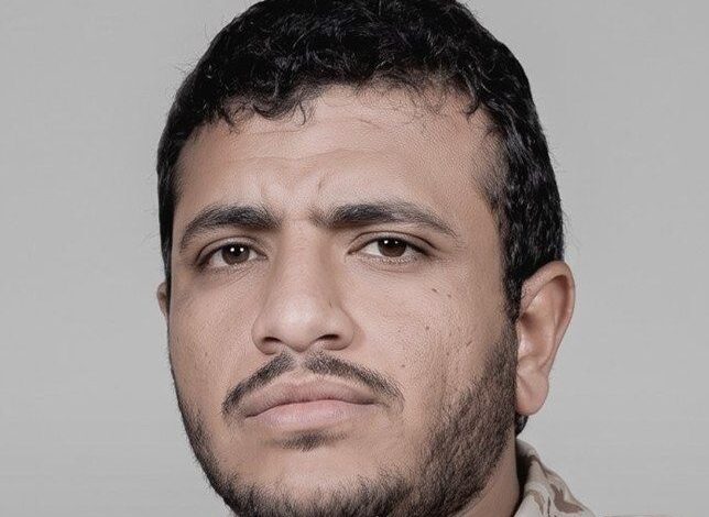 مصرع الحارس الشخصي لشقيق عبدالملك الحوثي بغارة نفذها الطيران المسيّر للجيش اليمني