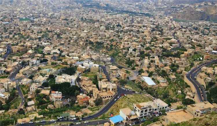 مقتل طفل برصاص مسلح حوثي في مديرية دمنة خدير شرقي تعز