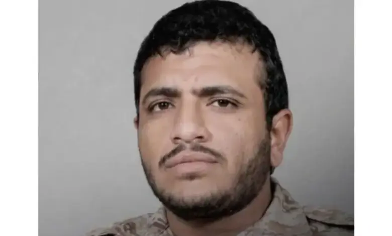 مقتل قائد حراسة شقيق زعيم الحوثيين في غارات جوية