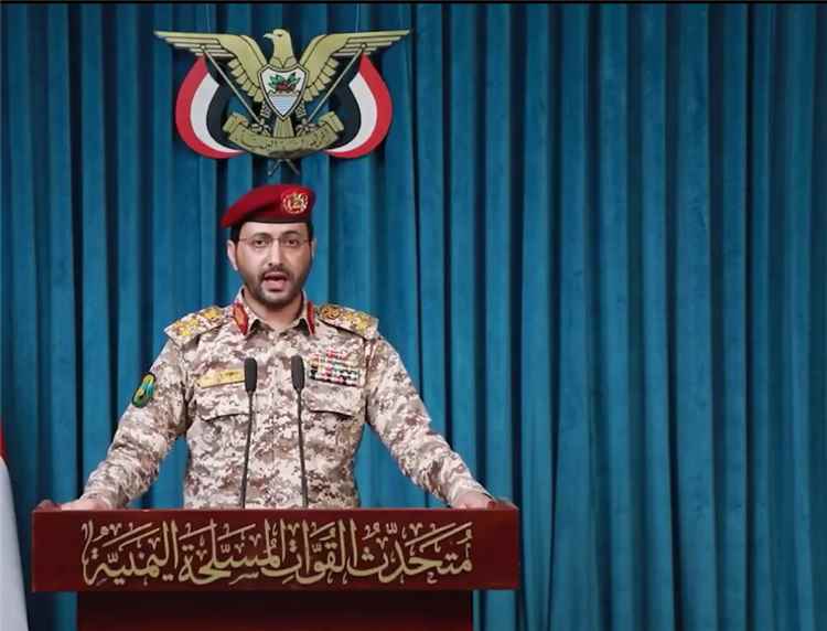 مليشيا الحوثي تتبنى الهجمات على مواقع عسكرية في مأرب وحضرموت