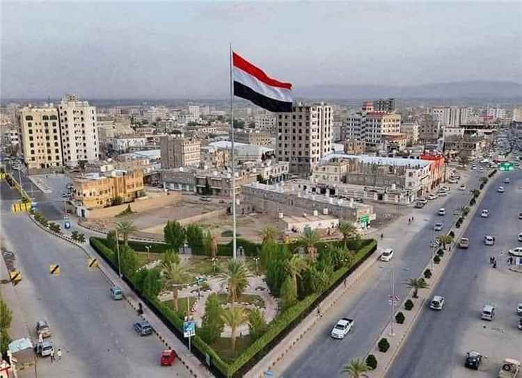 مليشيا الحوثي تستهدف مدينة مأرب بالصواريخ والمسيّرات والدفاعات الجوية تتصدى للهجوم