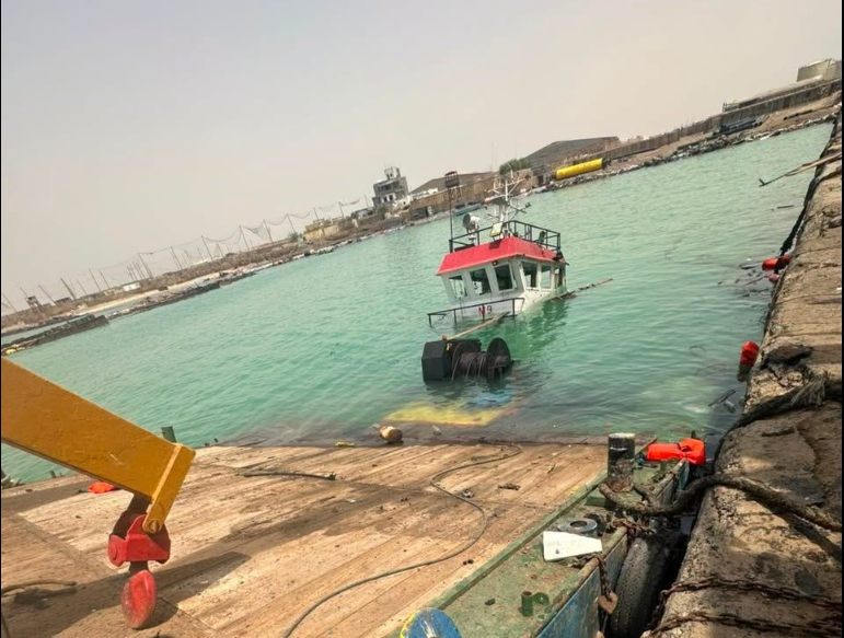 مليشيا الحوثي تعاود استهداف ميناء المخا بصاروخين باليستيين وإلحاق أضرار بالرصيف البحري