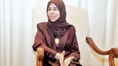من الدوحة.. وزيرة الخارجية تفتح ملف الحوثيين والخليج: استعادة الدولة أولاً لإنهاء التهديد الإقليمي