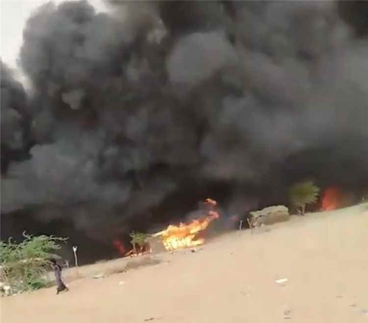 منظمتان حقوقيتان تدينان تصعيد مليشيات الحوثي الإرهابية ضد المدنيين والنازحين والملاحة الدولية