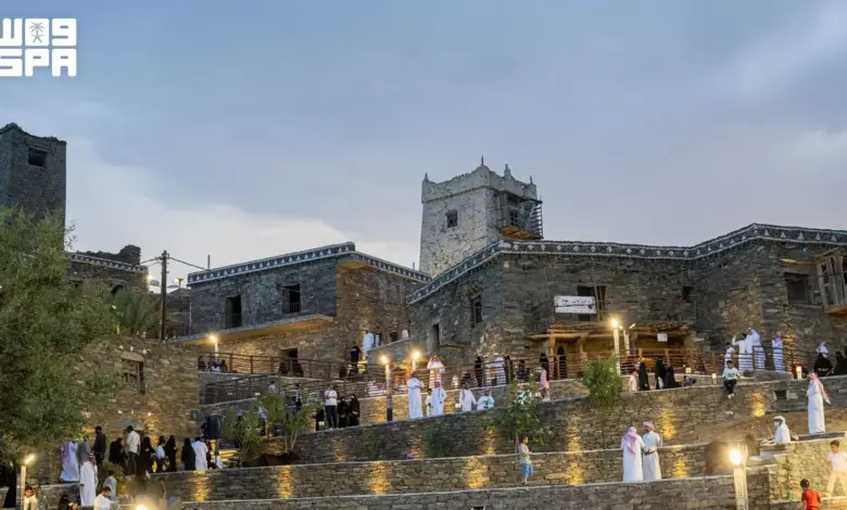 مهرجان الأطاولة التراثي يُحيي فن البناء الحجري القديم في الباحة