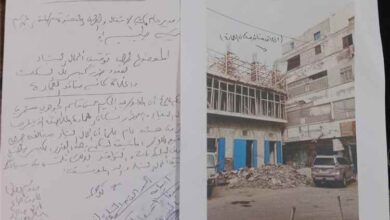 مواطن يشكو تضرر منزله جراء استيلاء جاره على ممر في المنصورة