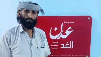 مواطن يناشد محافظ أبين "مختار الرباش" إنصافه