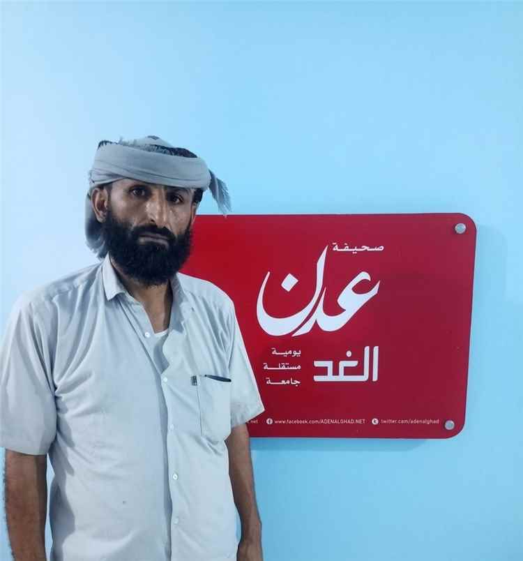 مواطن يناشد محافظ أبين "مختار الرباش" إنصافه