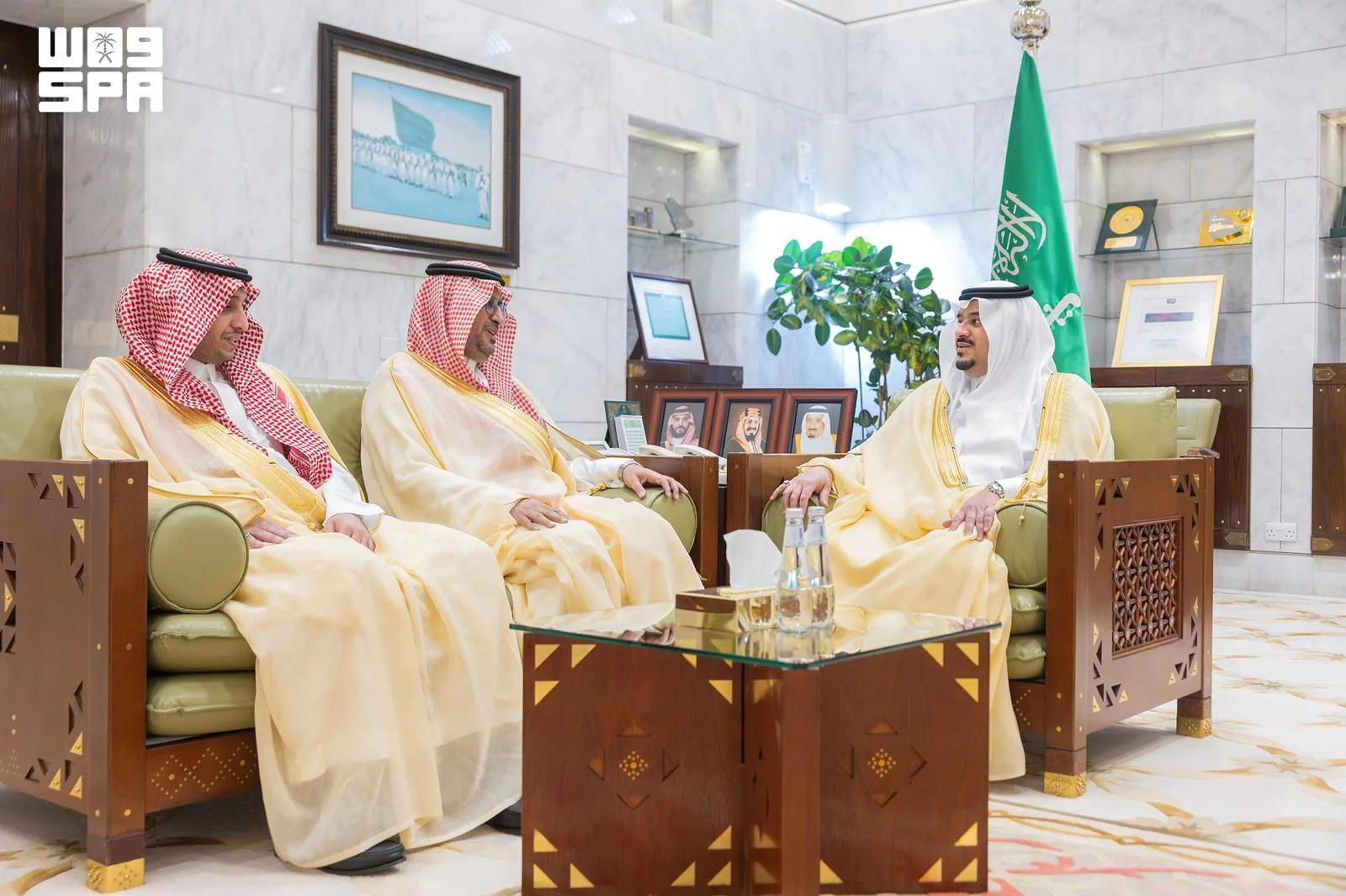 نائب أمير الرياض يستقبل رئيس النيابة العامة بالمنطقة الجديد