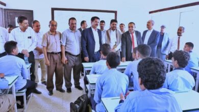 نائب وزير التربية يدشن العام الدراسي الجديد بمدارس محافظة مأرب