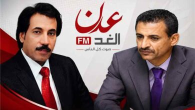 هاني البيض لمنصور زيد : ماتخليك في حالك وتركز على محافظتك لحج بدلاً عن حضرموت