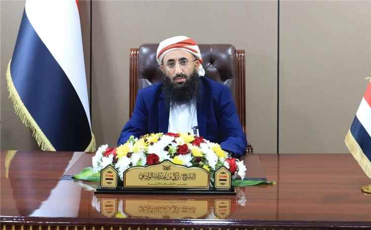 وزير الأوقاف يدعو إلى تصحيح مفاهيم محبة النبي ويحذر من استغلالها في التعبئة