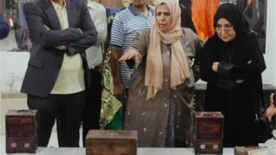 وزير الثقافة والسياحة يزور متحف البيت اليمني بعدن ويشيد بجهود الحفاظ على الموروث الشعبي