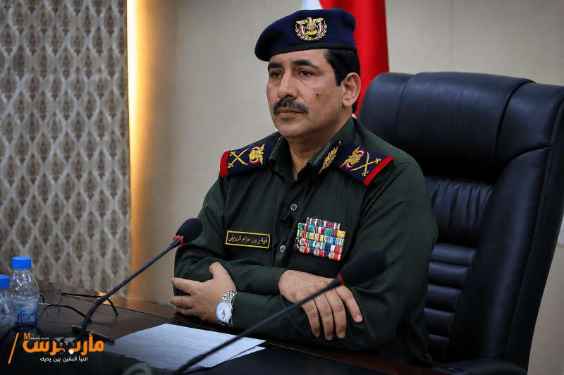 وزير الداخلية: استئناف تصدير النفط قرار سيادي.. ومنظومة أمنية وعسكرية جاهزة لحماية موانئ اليمن