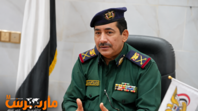 وزير الداخلية اليمني وبريطانيا يبحثان تعزيز التعاون الأمني ومواجهة تهديدات الحوثيين للملاحة