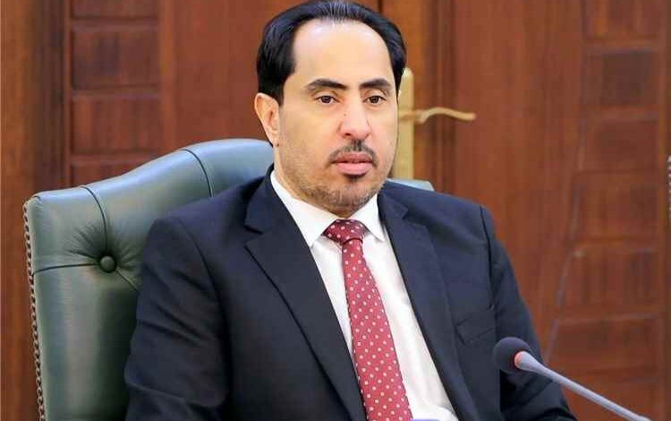 وزير الشباب: هجوم الحوثيين على قوات الطوارئ يؤكد أن الجماعة لا تؤمن إلا بالحرب
