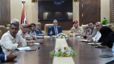 المشهد اليمني - وزير الصحة يرأس اجتماع لجنة طوارئ غرفة العمليات المركزية ويوجه برفع جاهزية القطاع الصحي