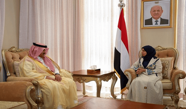 وزيرة الخارجية اليمنية خلال لقائها السفير السعودي: نعتز بمواقف المملكة الثابتة والأخوية