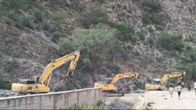 وصول طريق يافع الكبير إلى مركز سرار بعد عقود من الانتظار