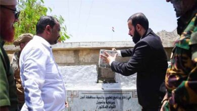 المشهد اليمني - وضع أحجار الأساس لمشاريع مائية وتنموية.. محافظ أبين يقود تحركاً خدمياً موسعاً في يافع