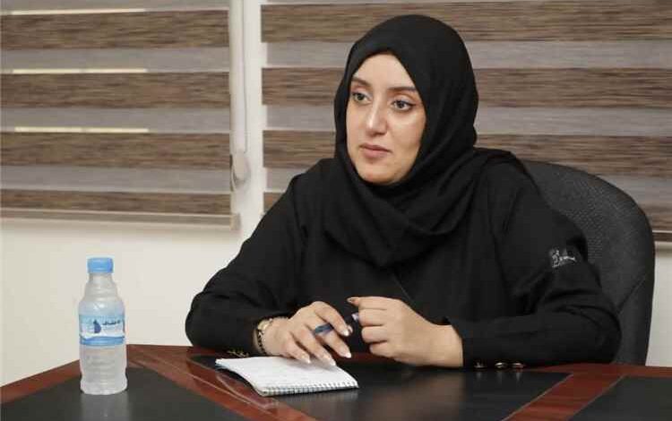 وكيلة محافظة حضرموت تبحث مع السلطة المحلية والأمن بالشحر تعزيز حماية المرأة والأمن المجتمعي