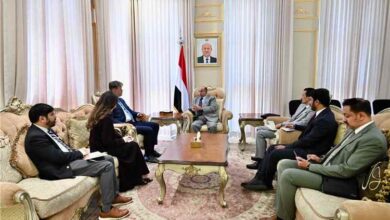 الخنبشي يبحث مع القائم بأعمال السفارة الأمريكية مستجدات الأوضاع في اليمن وتعزيز التعاون المشترك