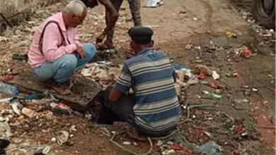 بتوجيهات مدير عام مديرية التواهي حثيثة لتحسين خدمات الصرف الصحي بالمديرية
