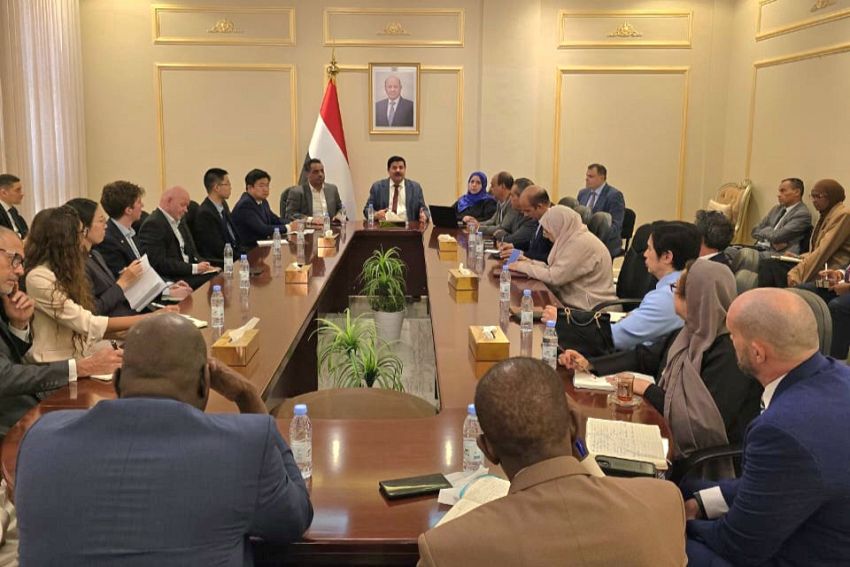 23 سفيراً وممثلاً دبلوماسياً دولياً يستمعون لإحاطة حقوقية حول انتهاكات الحرب في اليمن