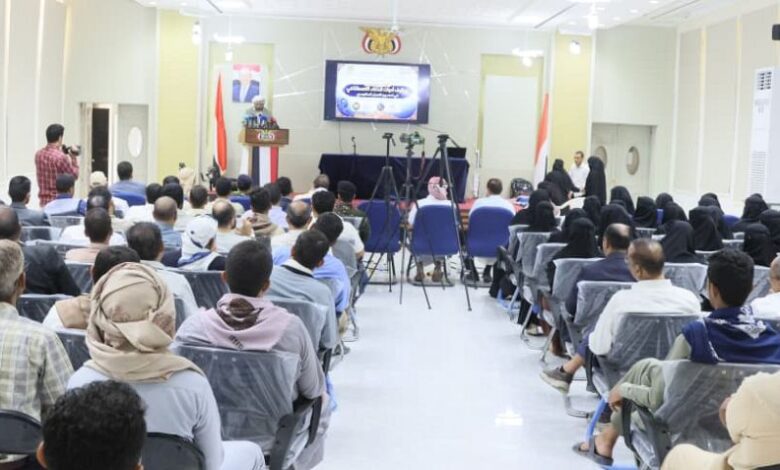 600 موظف استفادوا من برنامج "توظيف أدوات الذكاء الاصطناعي في العمل الحكومي" بمارب