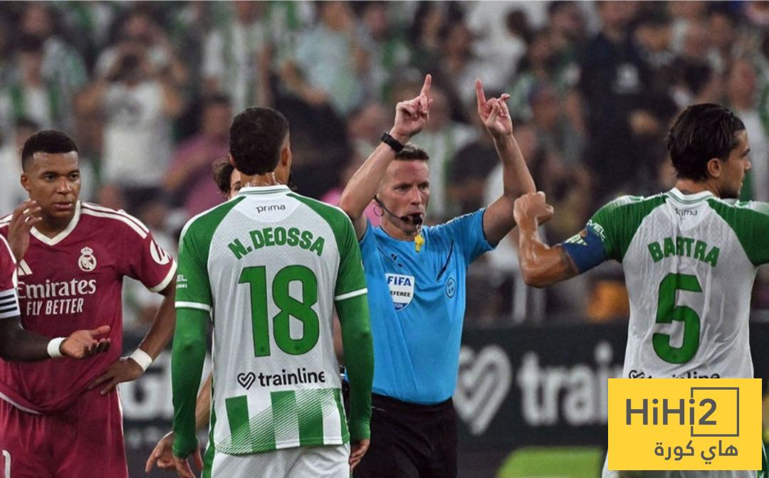 رسوب تحكيمي.. تقييم كارثي لحكم مباراة ريال مدريد وبيتيس