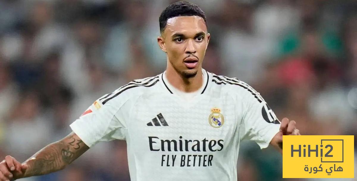 أسوأ لاعب وسط منذ جرافيسين .. أقسى انتقاد لأرنولد