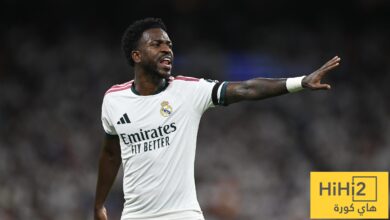 ليس بسبب مستواه فقط .. ميزة جديدة في فينيسيوس تحظى بإعجاب ريال مدريد